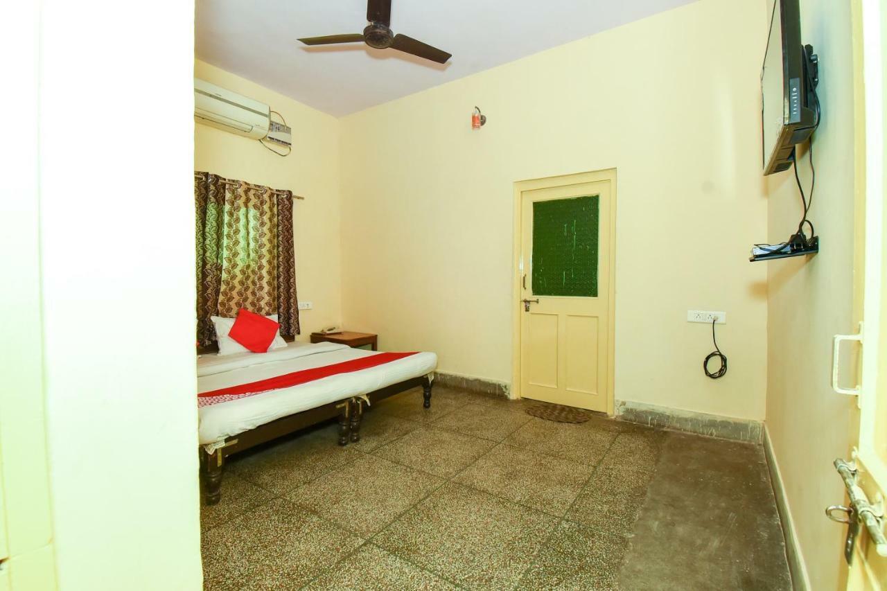 Hotel Oyo 30869 Urban 3*
